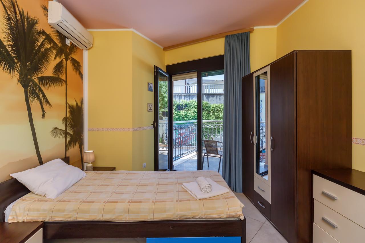 Apartments Coral Kotor Eksteriør billede