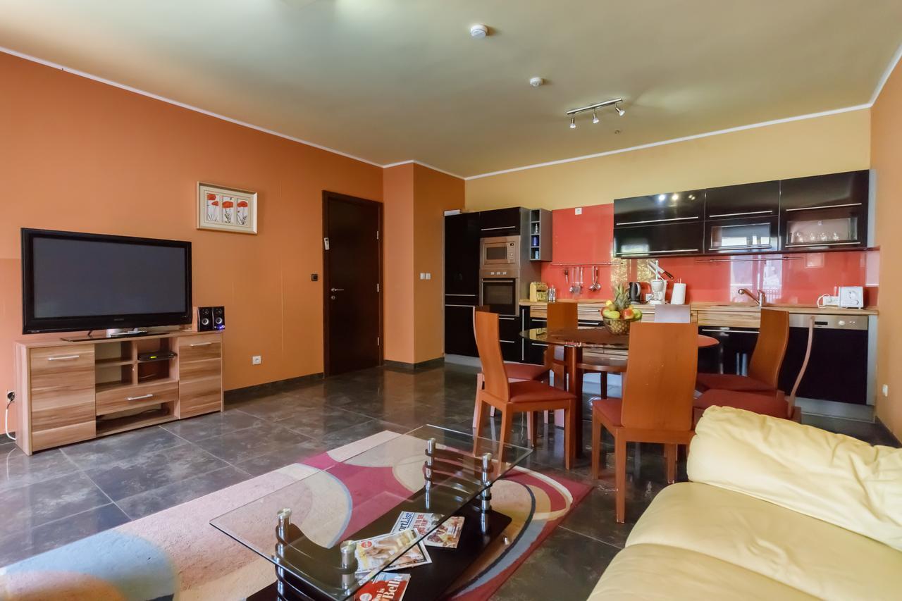 Apartments Coral Kotor Eksteriør billede