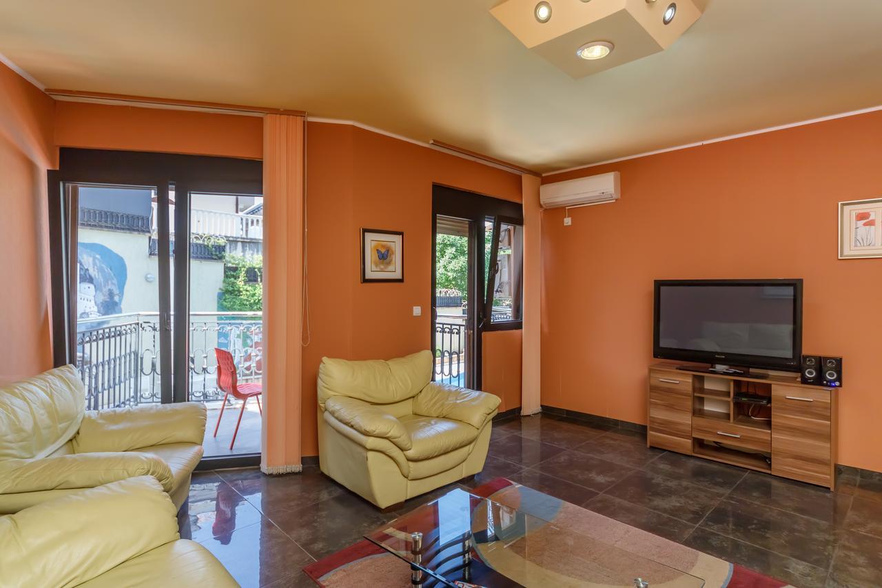 Apartments Coral Kotor Eksteriør billede