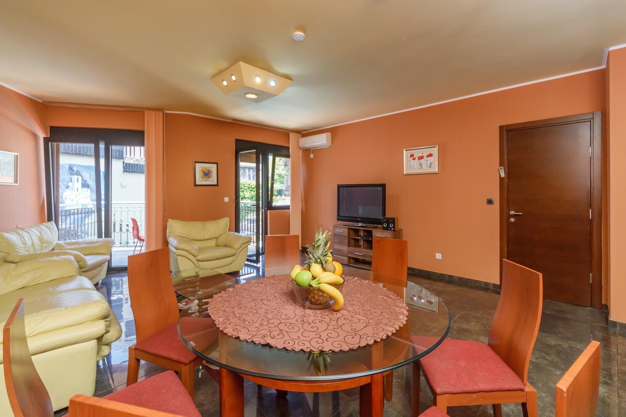 Apartments Coral Kotor Eksteriør billede