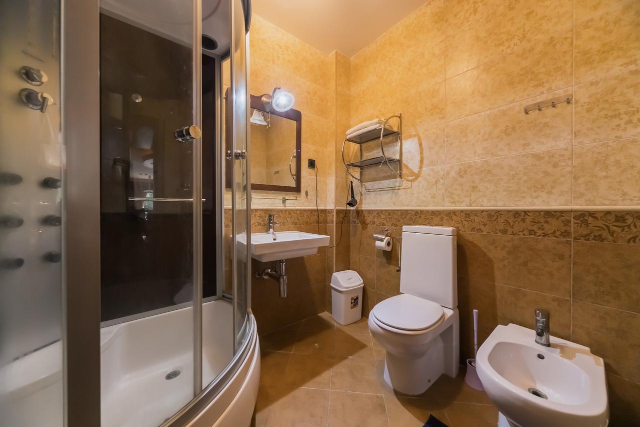 Apartments Coral Kotor Eksteriør billede